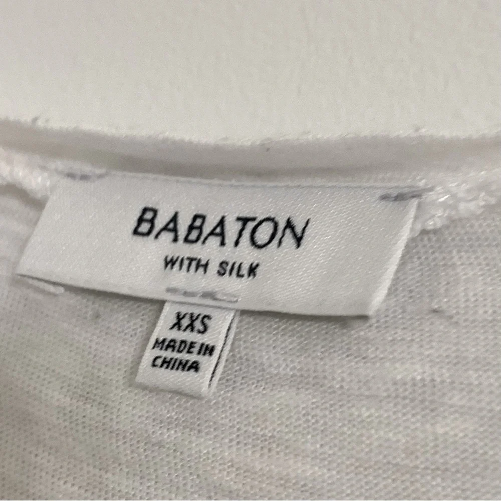 Babaton Classic Silk & Linen White Tee with Lace Detailing Size XXS - Picture 5 of 6